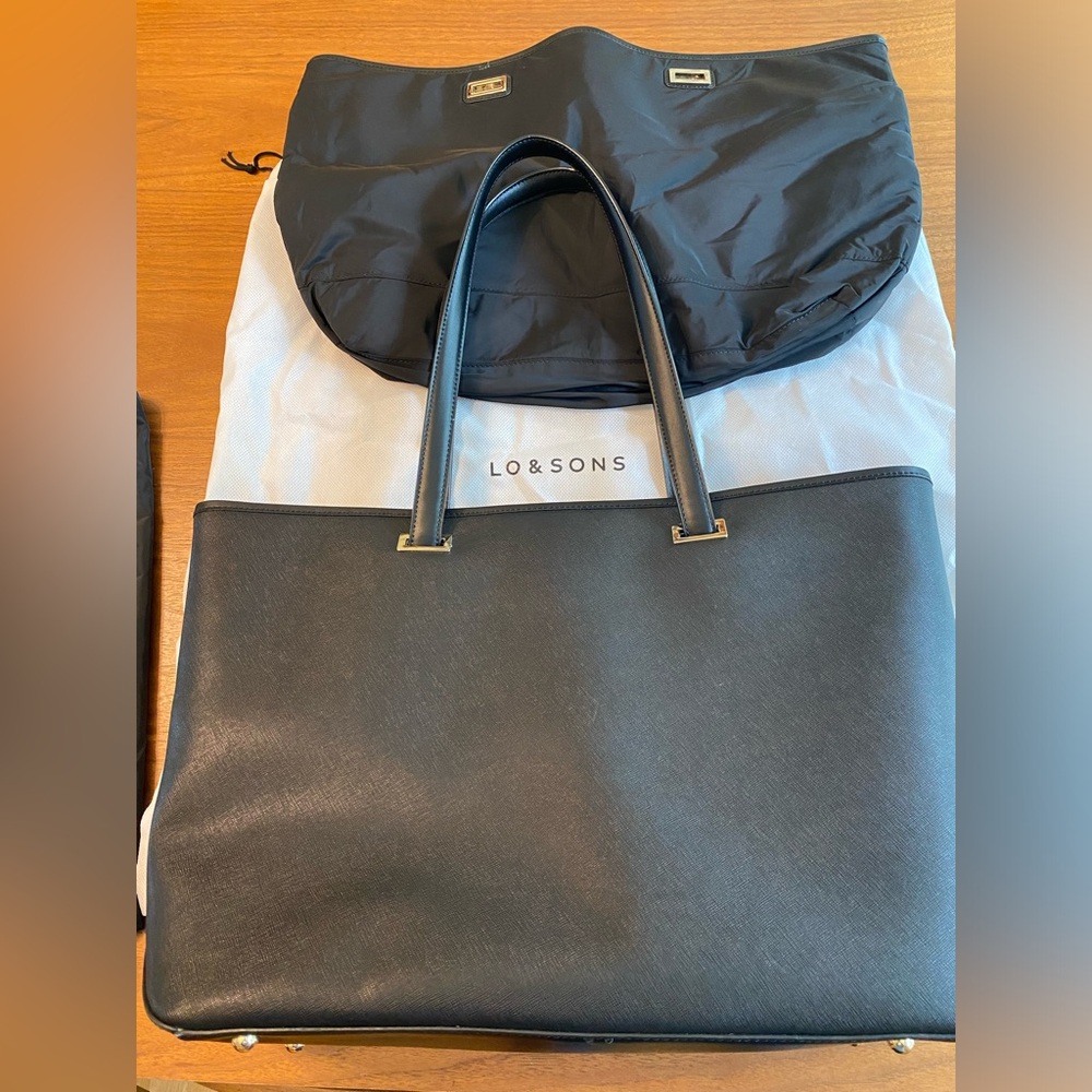 Lo & Sons Seville tote with travel case